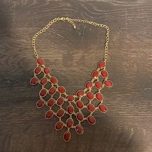 Chunky maroon necklace